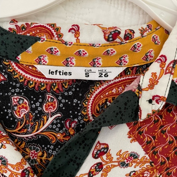 Super cute thanksgiving/ autumn fall shirt. - Picture 6 of 7